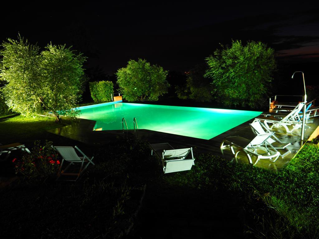 Agriturismo Le Due Querce Lazzeretto Bagian luar foto