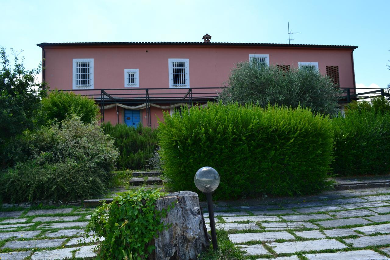 Agriturismo Le Due Querce Lazzeretto Bagian luar foto
